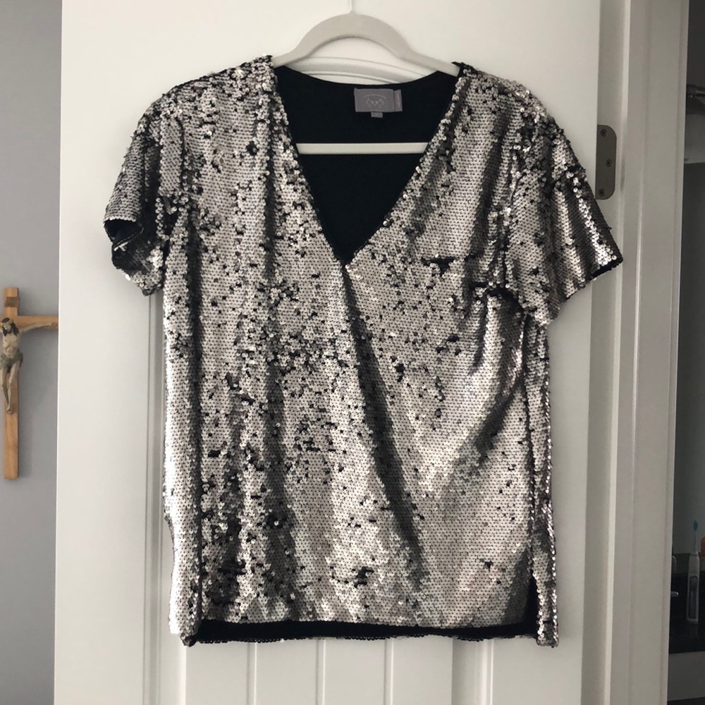 Anthropologie-Vanessa-Virginia-Sequins-Top-silver